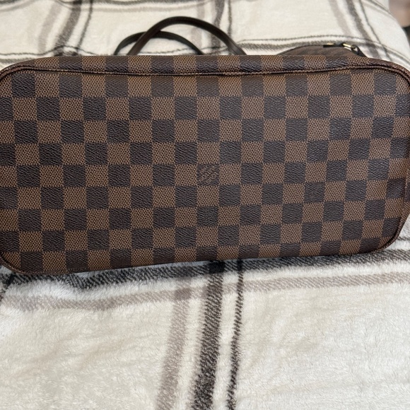 Louis Vuitton never fall MM monogram tote with Rose Ballerine interior - Picture 6 of 11